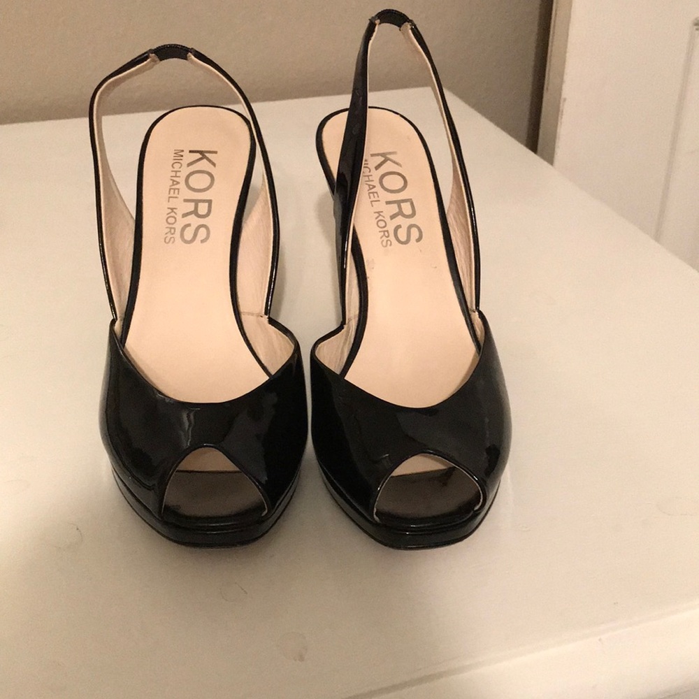 Micheal Kors wedges